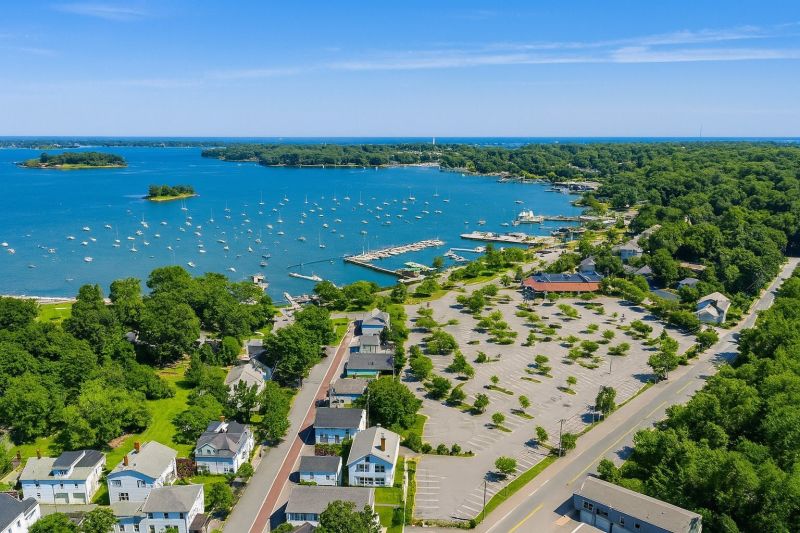 Best Siding Repair pros in Chicopee, MA